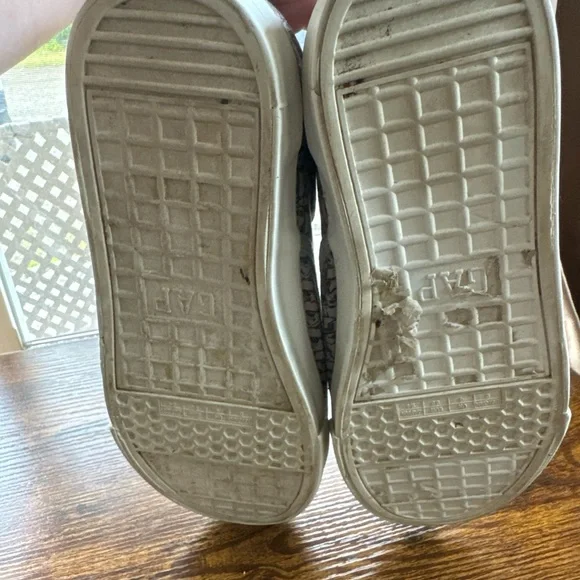 Boys Gap star wares trooper slip on shoe - Picture 4 of 5